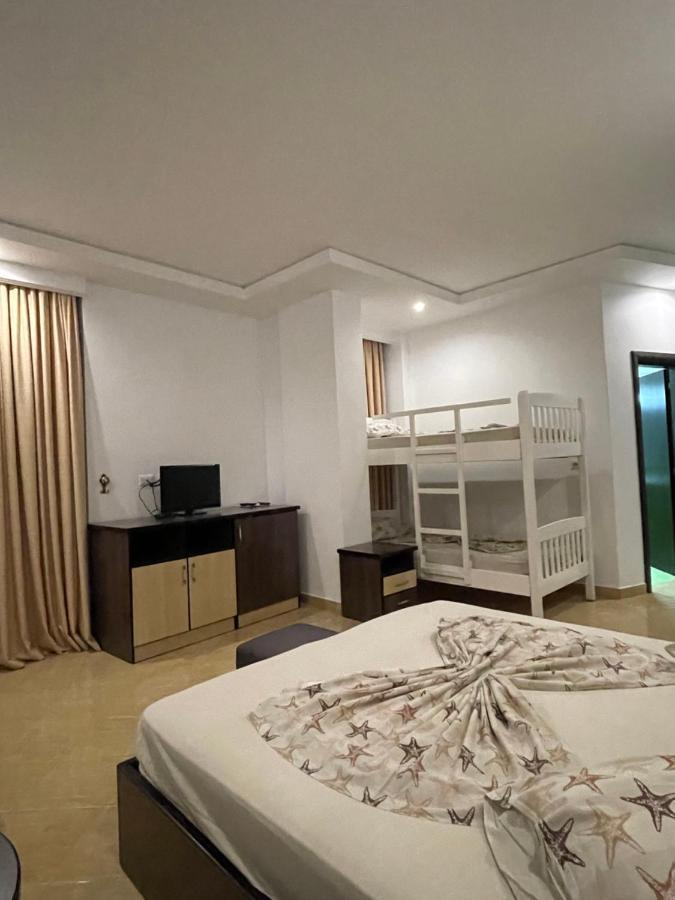 Hotel Zverneci Ngoại thất bức ảnh